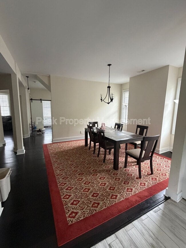 Foto del edificio - 2311 Lamb Ave