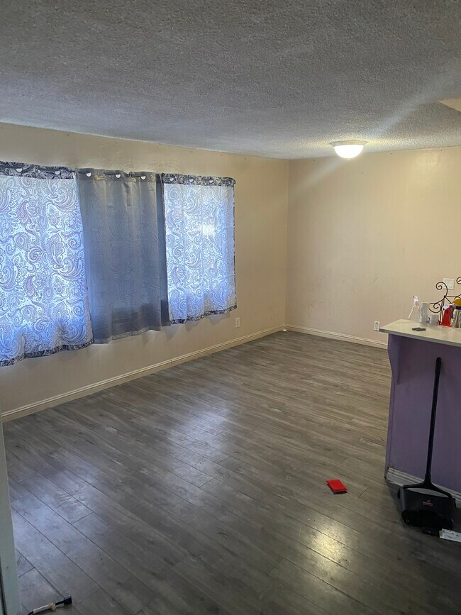 Foto del edificio - 22735 Madison St