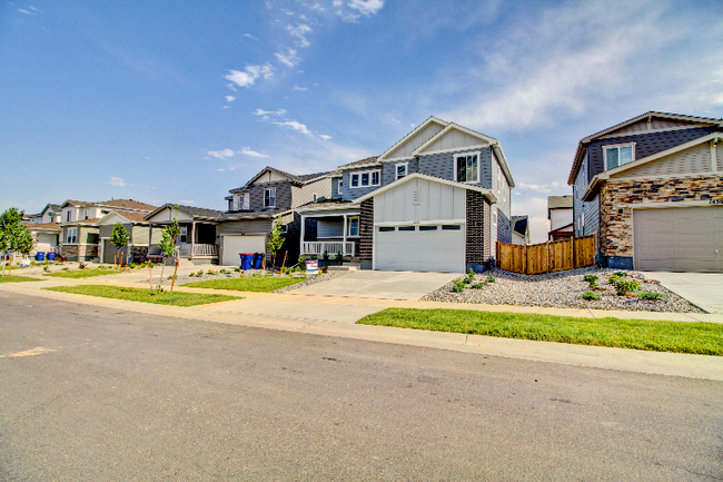 Building Photo - 1444 Brookfield Pl