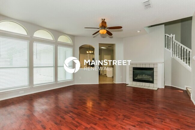 Building Photo - 4 Bedroom Pet-Friendly Home in DeSoto, TX ...