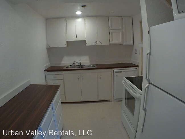 Building Photo - 657 N 750 W