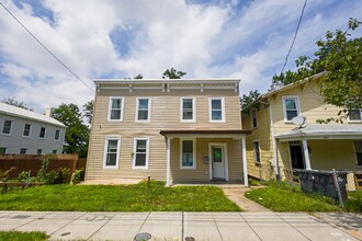 Building Photo - 1348-1350-1350 U St SE