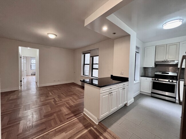 Foto del edificio - 105 Pinehurst Ave