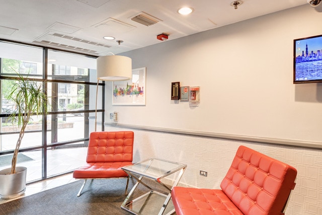 Building Photo - 711 W Gordon Ter