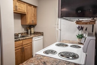 Building Photo - Tally Square Apartments