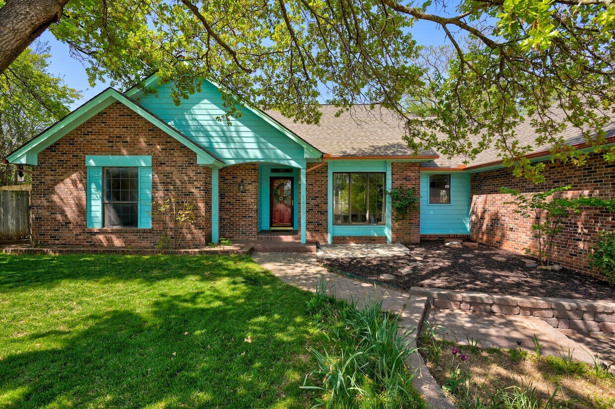 1409 Folkstone, Edmond, OK 73034 House Rental in Edmond, OK