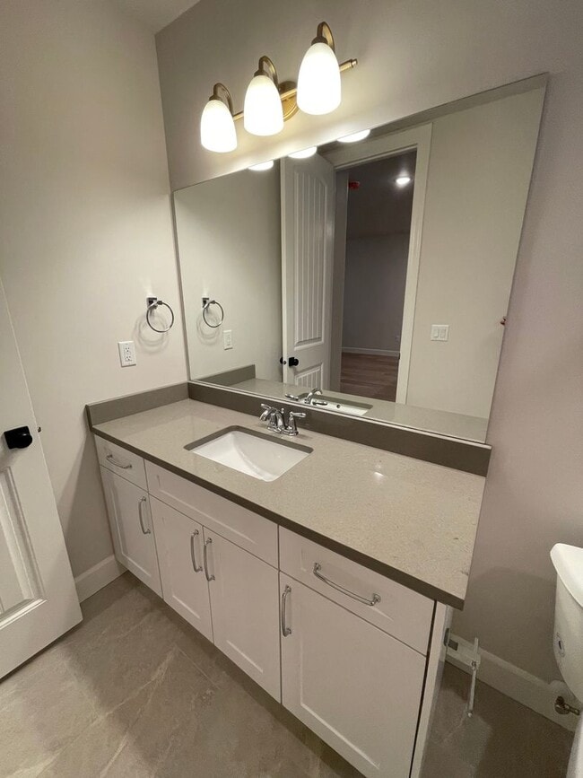 Building Photo - Italian Villages | 1-Bedroom, 1-Bath Basem...