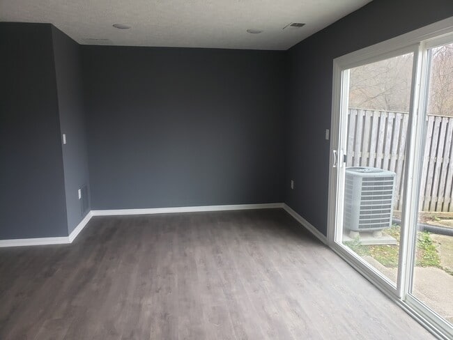 Building Photo - 2058 N Anvil Ln