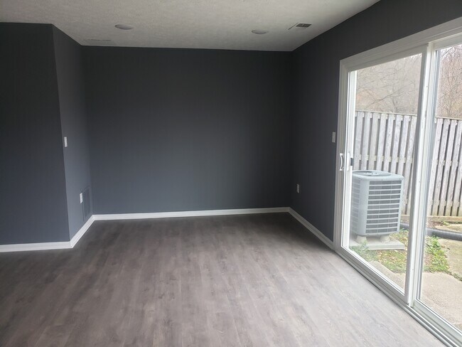 Foto del edificio - 2058 N Anvil Ln