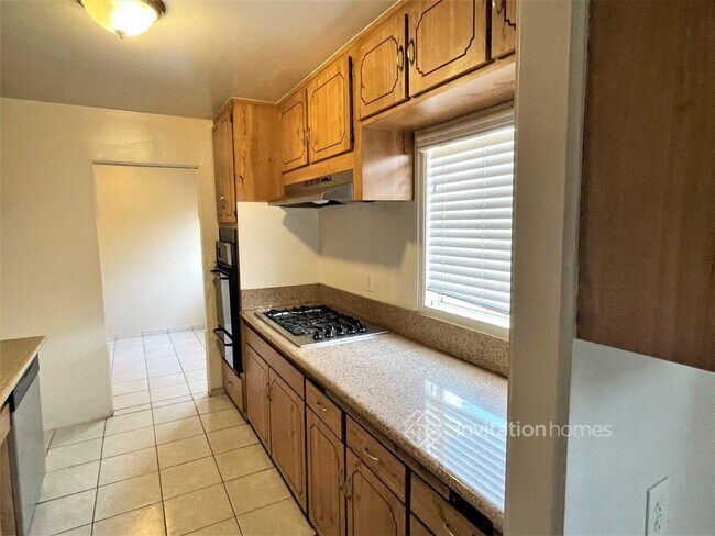 Foto del edificio - 8025 McDermott Ave