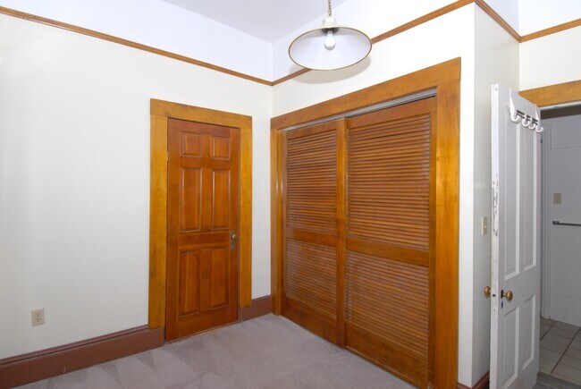 Foto del edificio - 1024 N Corona St