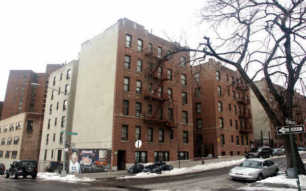 Primary Photo - 1745 Eastburn Ave