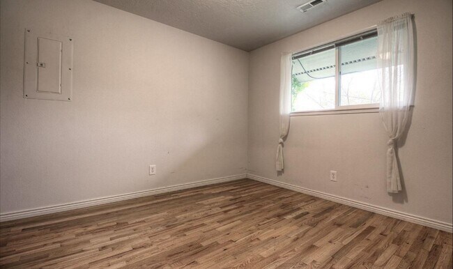 Foto del edificio - 2106 S Kerr St