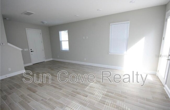 Building Photo - 4029 Forecast Dr