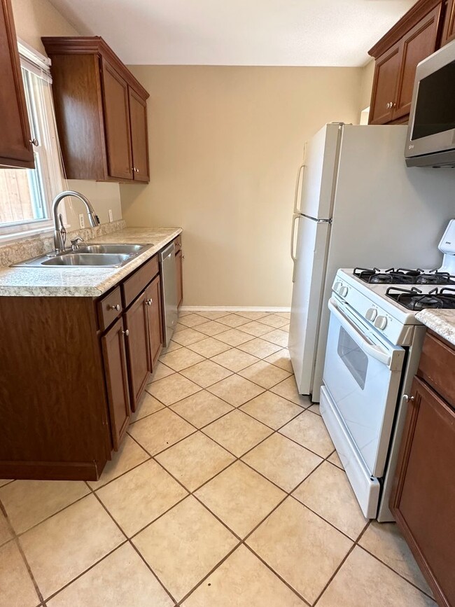 Building Photo - South Minneapolis Single Family Home, Gara...