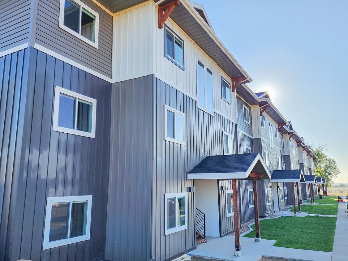 Primary Photo - Pet Friendly 2 bed/ 1.5 bath unit at Soldier Ridge!