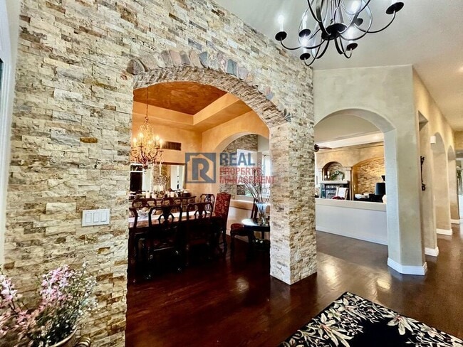 Building Photo - 5638 Red Fern Ct