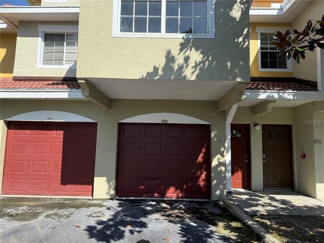 Foto del edificio - 5721 Bentgrass Dr