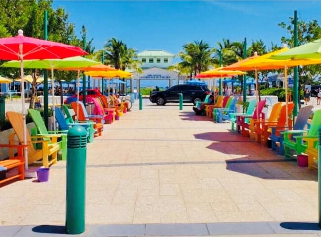 Foto del edificio - 229 E Commercial Blvd