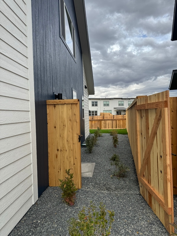 Foto del edificio - 611 Companion Wy