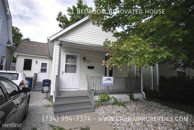 Building Photo - 213 E Kingsley St