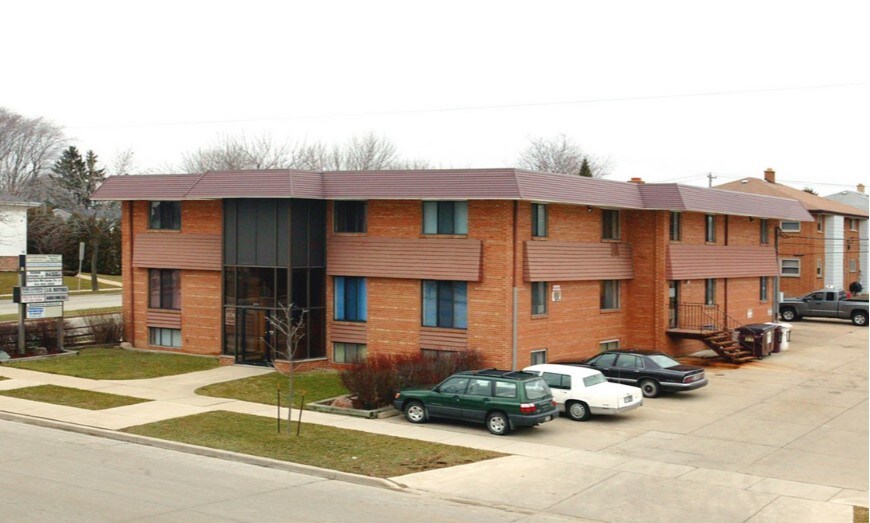 Primary Photo - 3500 S 92nd St