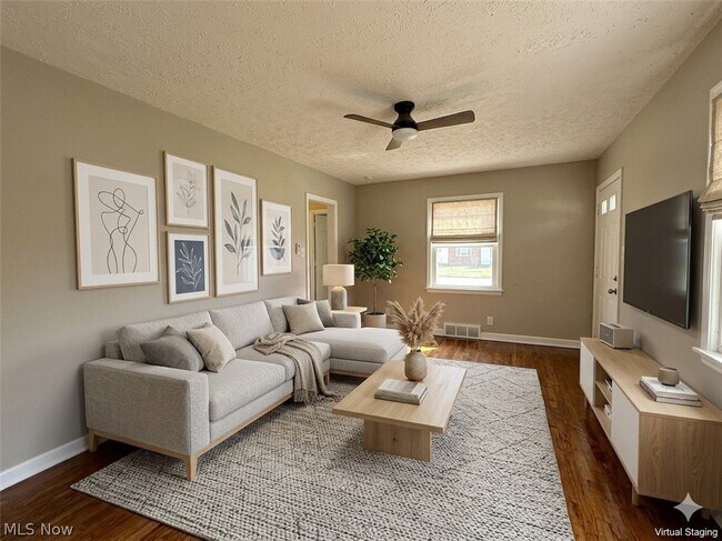 Foto del edificio - 857 Kennebec Ave