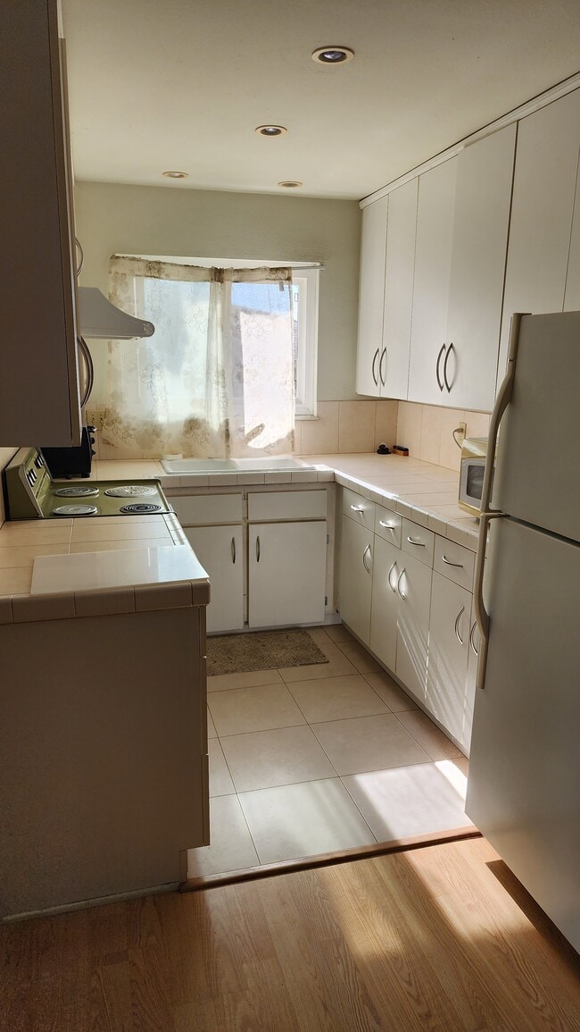 Building Photo - 7772 Camino Glorita