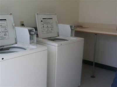 Laundry Facility - 1924-28 W 21st St