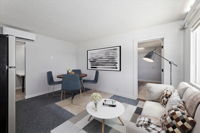 Foto del edificio - 410 N 2nd E