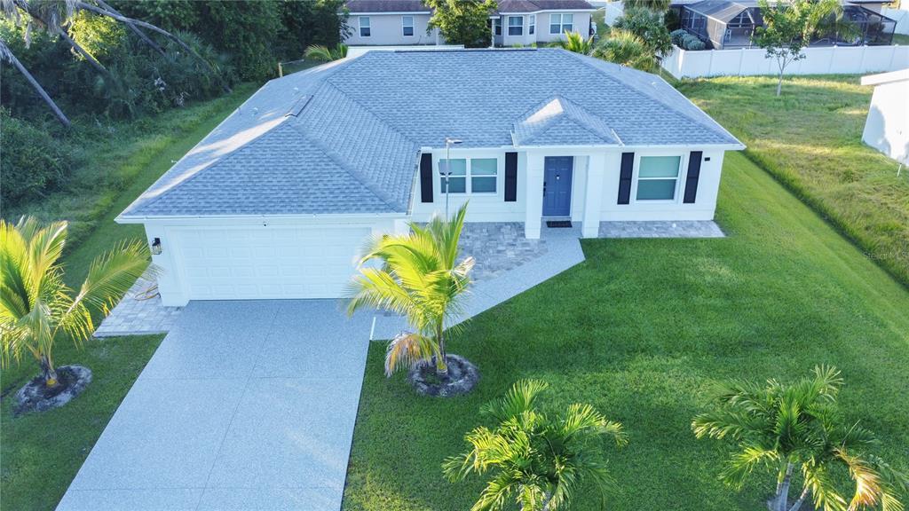Foto principal - 1301 S Haberland Blvd