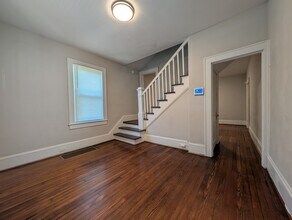 Building Photo - 931 McDowell Ave NW