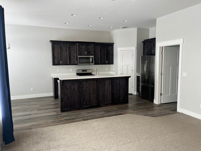 Cocina - 685 W Roxbury St