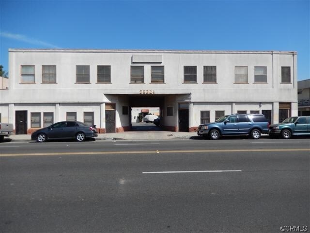 Primary Photo - 9526 California Ave
