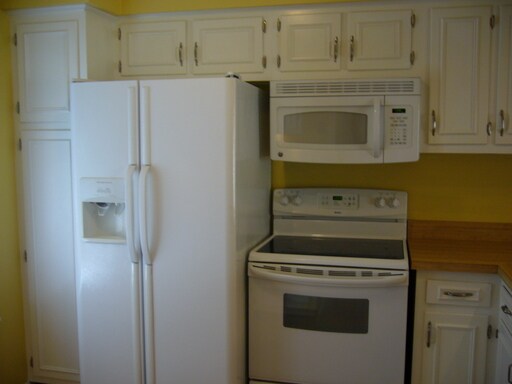 Building Photo - 5805 Whitebud Dr
