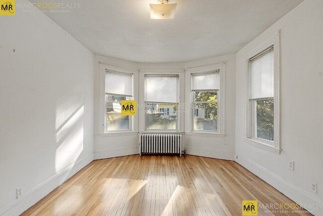 Foto del edificio - 182 Harvard St