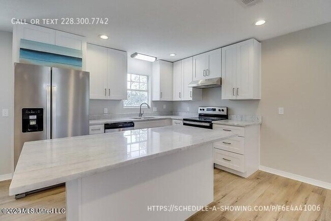 Foto del edificio - 912 Maple St