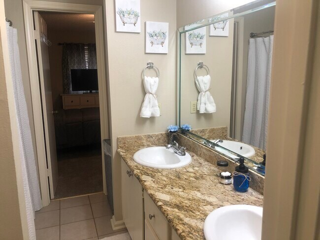 Foto del edificio - 1670 Brightside Dr