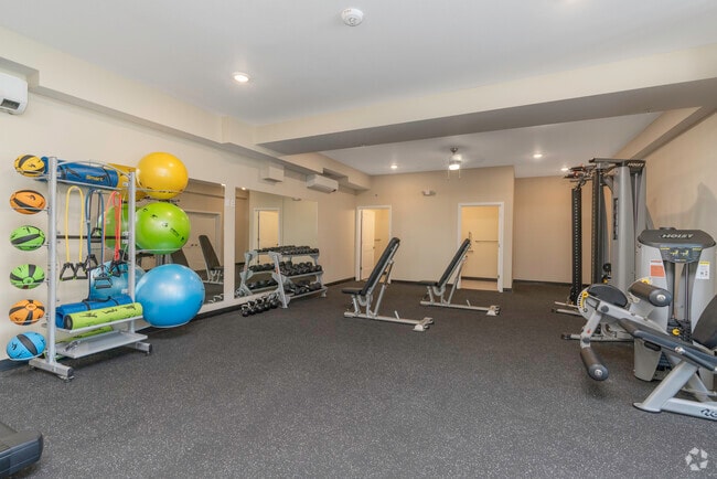 Fitness Center - Cedar Square