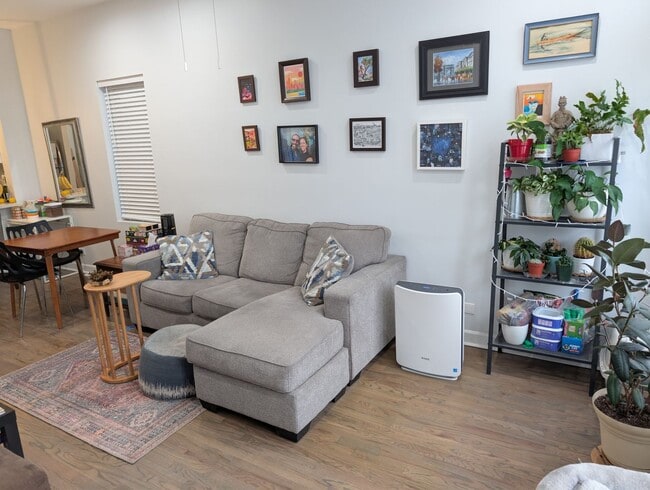 Foto del edificio - AM-Moffat LLC