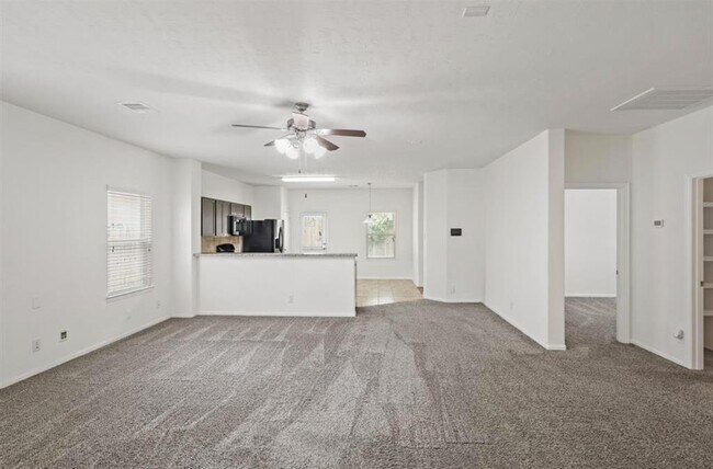 Foto del edificio - 17219 Hannah Oaks Ln