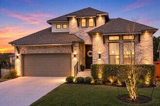 Building Photo - 22614 Fountaingrass Ln