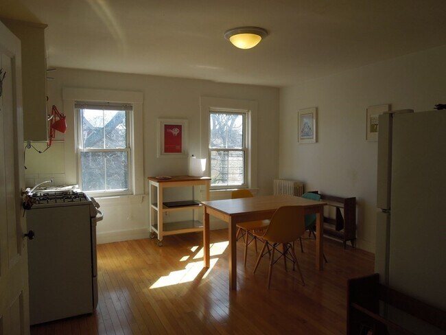 Foto del edificio - 16 Shepard St