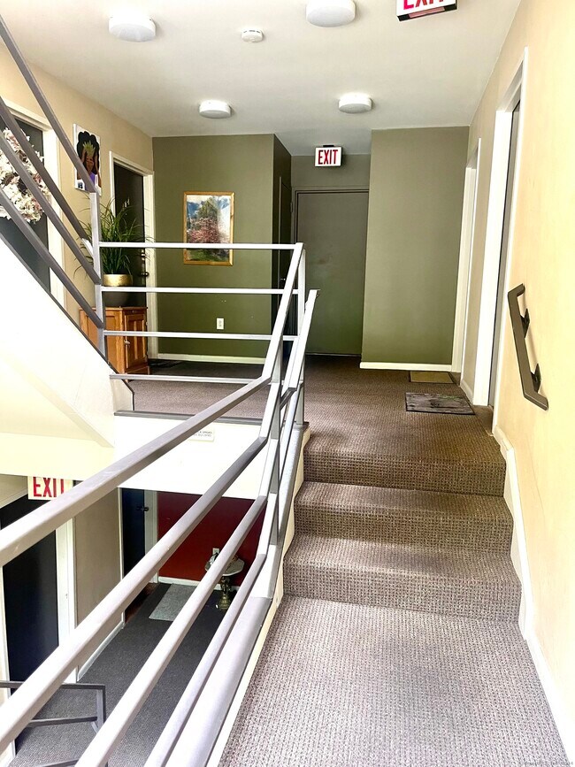 Foto del edificio - 175 Mill Pond Rd