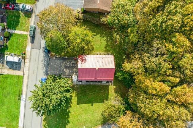 Foto del edificio - 11130 Frankstown Rd