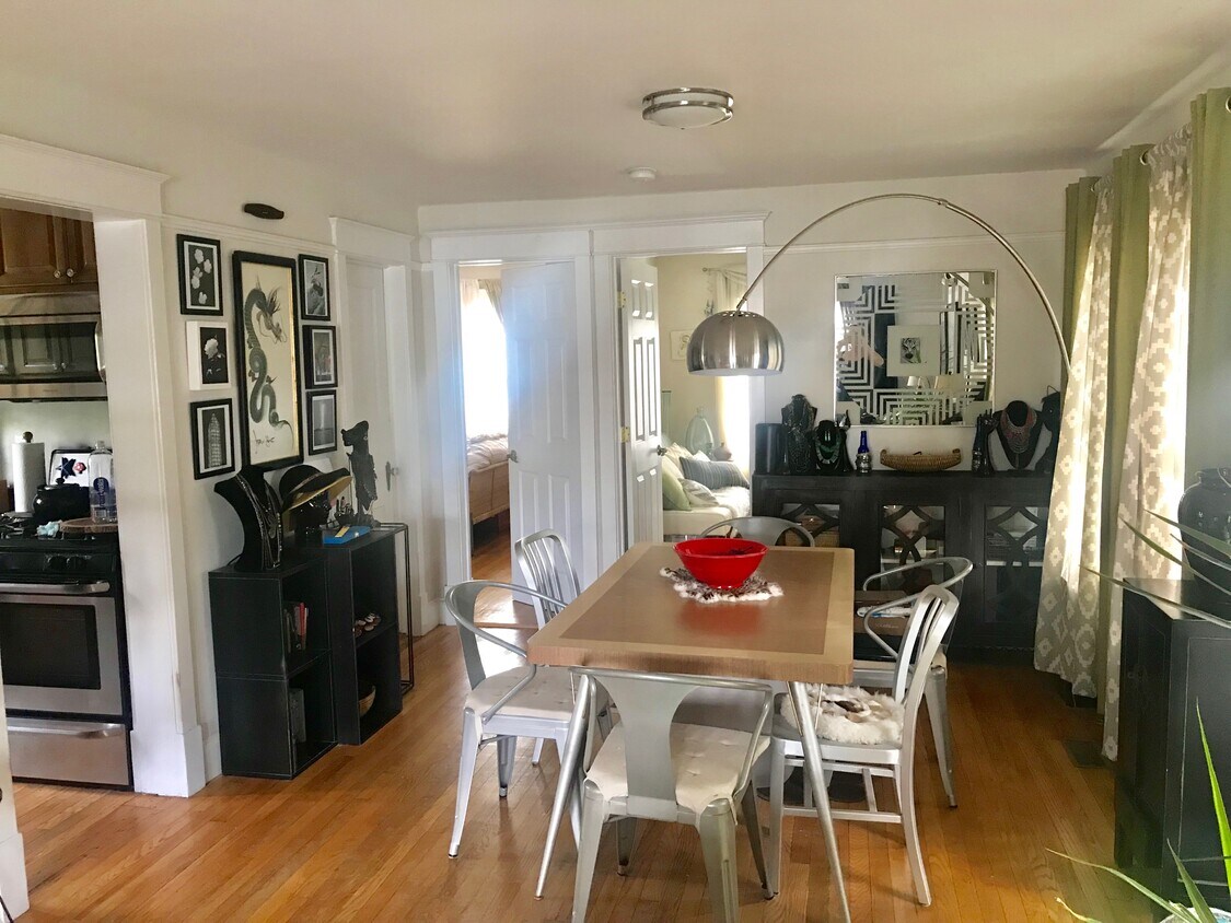 Dining/multi-purpose room - 215 E Bellefonte Ave