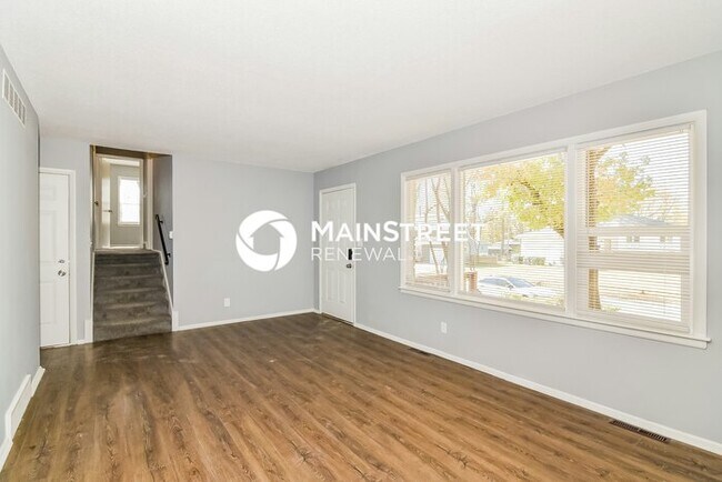 Foto del edificio - 3 Bedroom Pet-Friendly Home in Kansas City, MO with Main Street Renewal