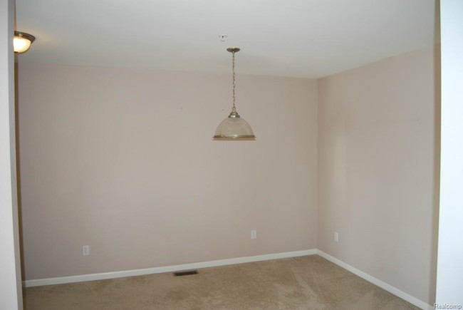 Building Photo - 1111 Beaver Run