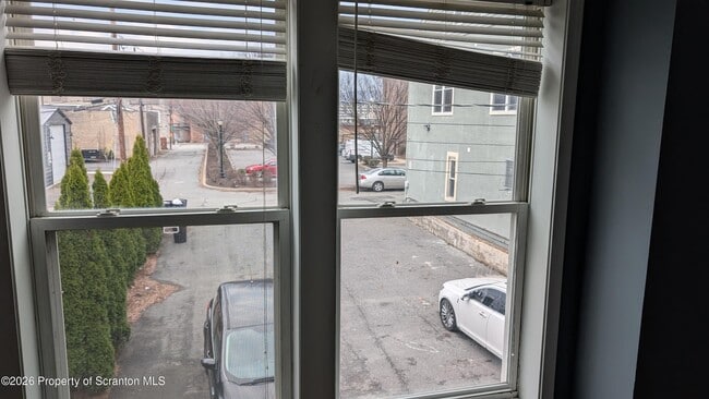 Foto del edificio - 114 Prospect Ave