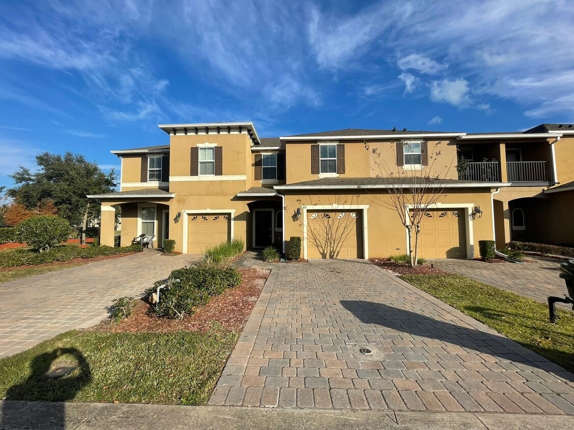 Foto principal - 103 Langston Dr